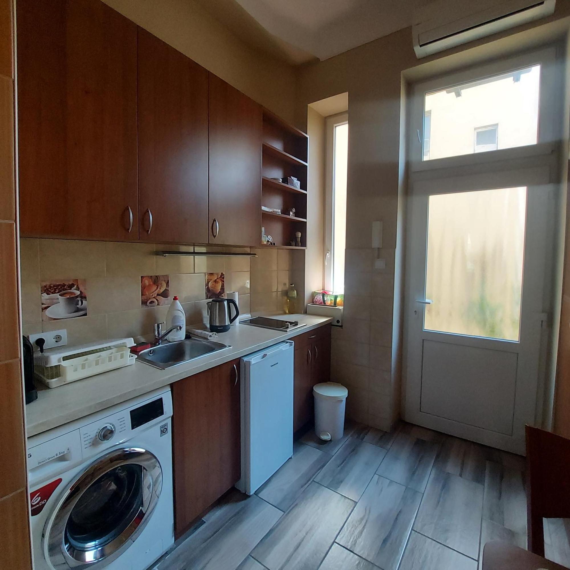 Cute Apartment Close To The Center Budapest Eksteriør bilde